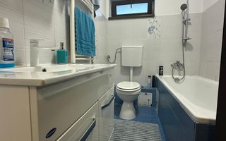 Casă individuală P+1E, construită în 2013–zonă liniștită, exclusiv de case - Poză 9