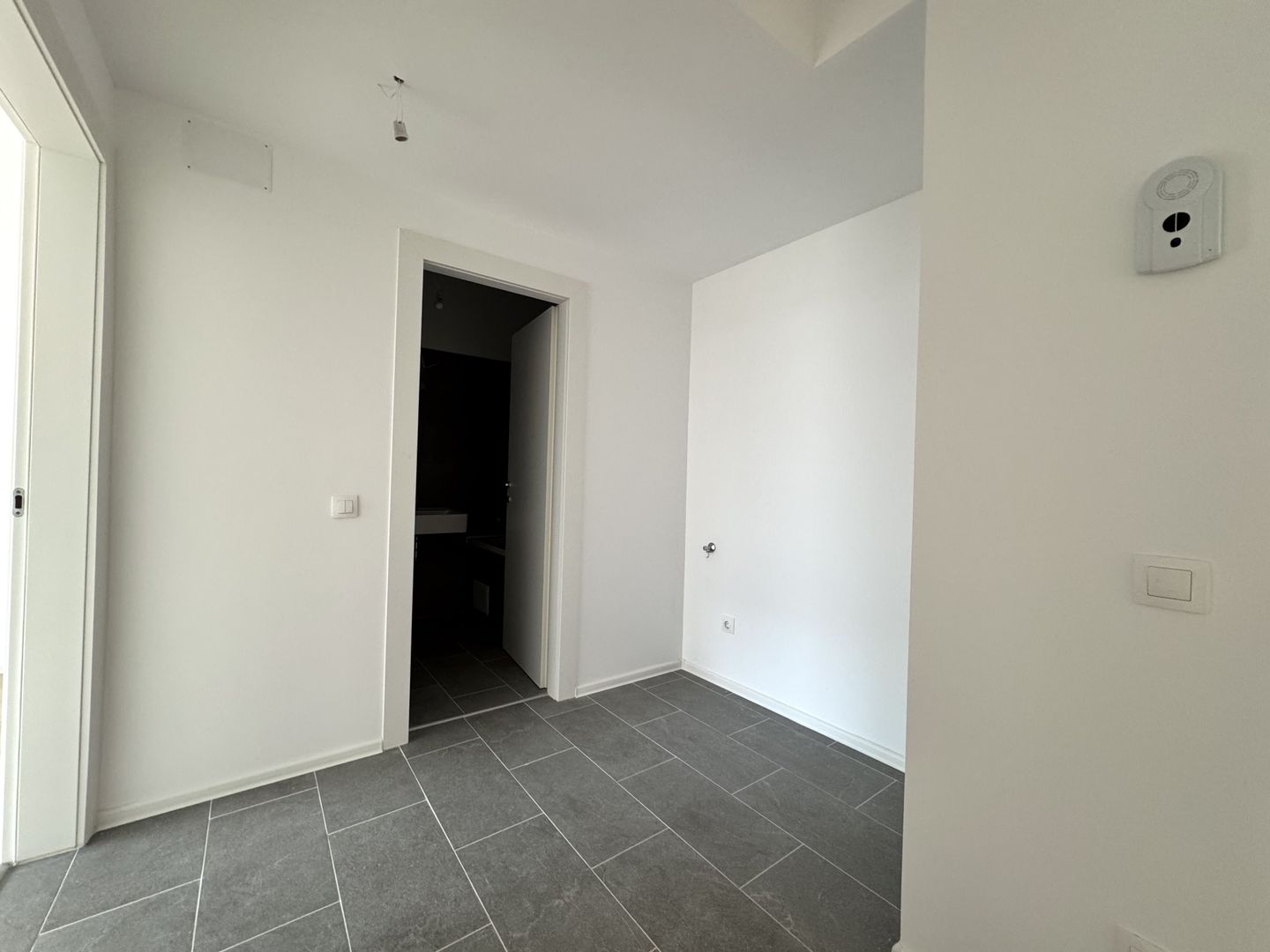 Apartament 2 camere Sectorul 1 - Reper Colosseum Mall - Poză 3