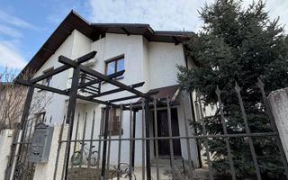 Vila spatioasa cu vedere spre lac Corbeanca - Poză 1