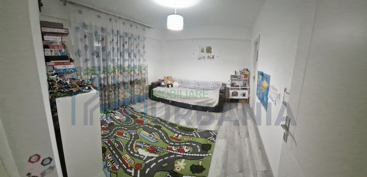 Apartament 3 camere - rond Păcurari - Poză 3