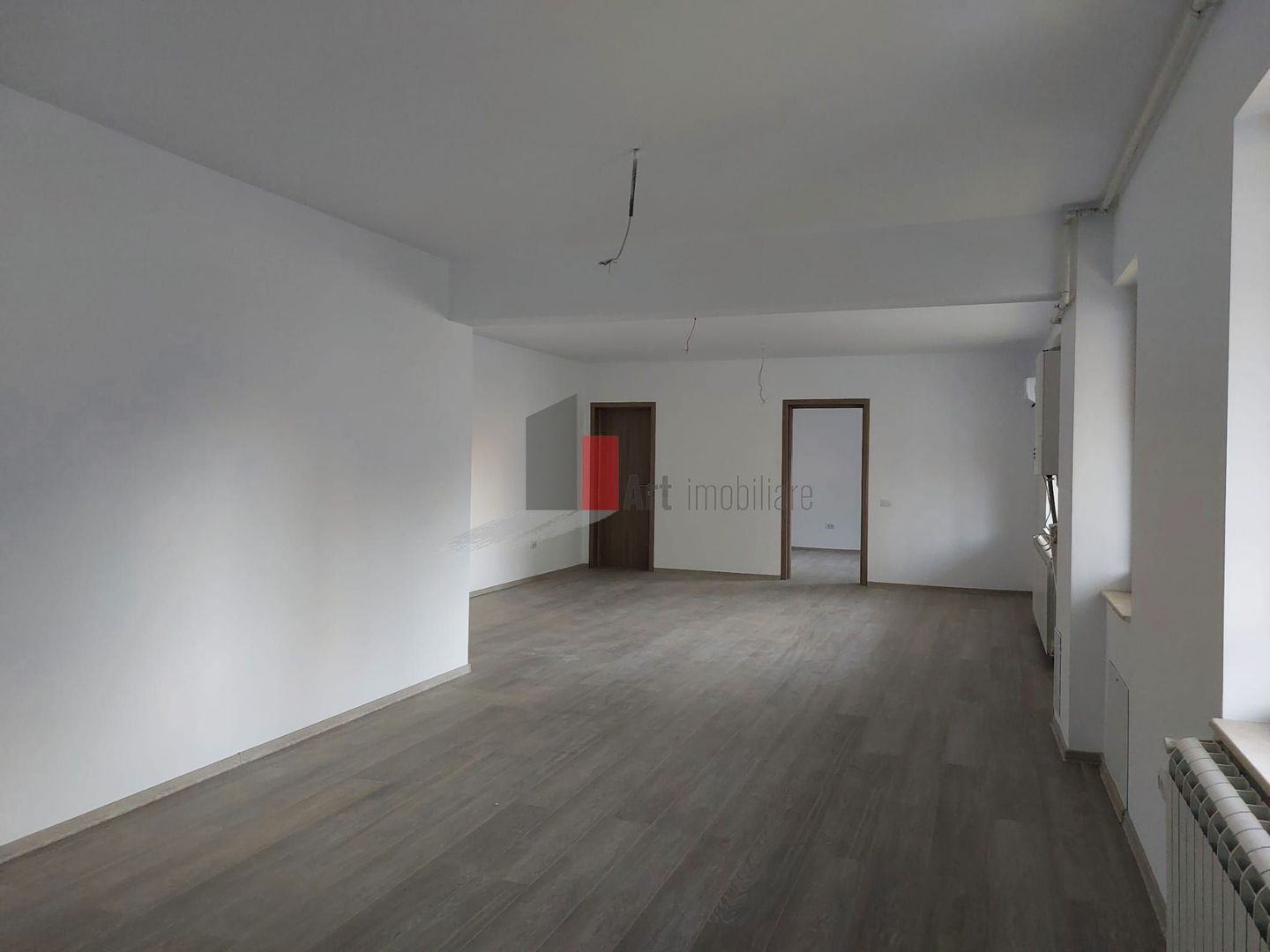 Spatiul "MAGRANA" , P-ta Alba Iulia, imobil 2024, TOTUL NOU, PARCARE INCLUSA - Poză 4