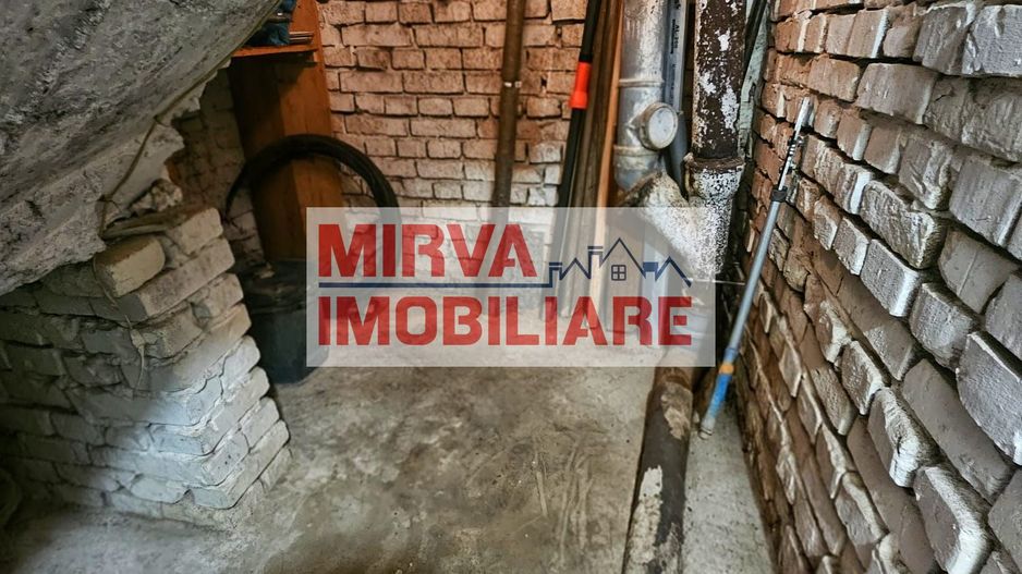 Casa P+1E+M, cu 5 camere în Cantacuzino – ideală birouri sau locuință - Poză 10