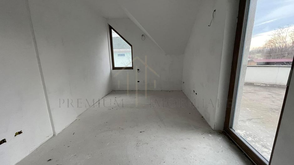 Vila de Vanzare Onesti - Zona de sus - Poză 8