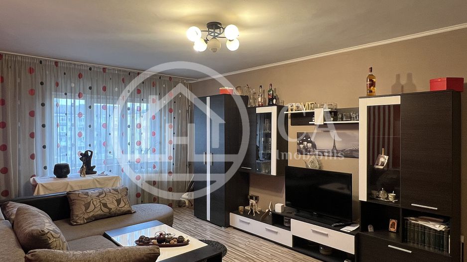 Apartament cu 3 camere de vanzare Leonardo Da Vinci, Nufarul, Oradea - Poză 1