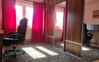 Casă cu garaj, panouri solare și încărcare auto electrică- Zalău - Poză 6