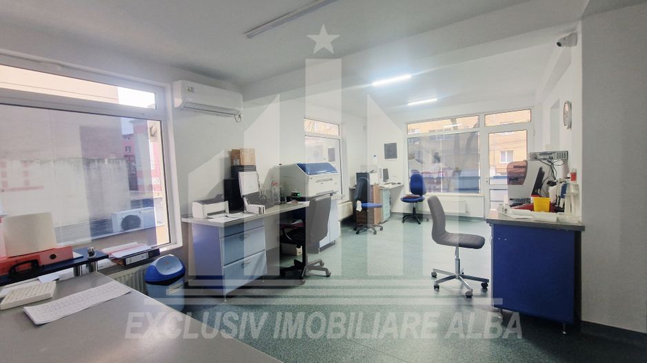 Spatiu Comercial | Laborator analize medicale | 400 mp | Cetate - Poză 6