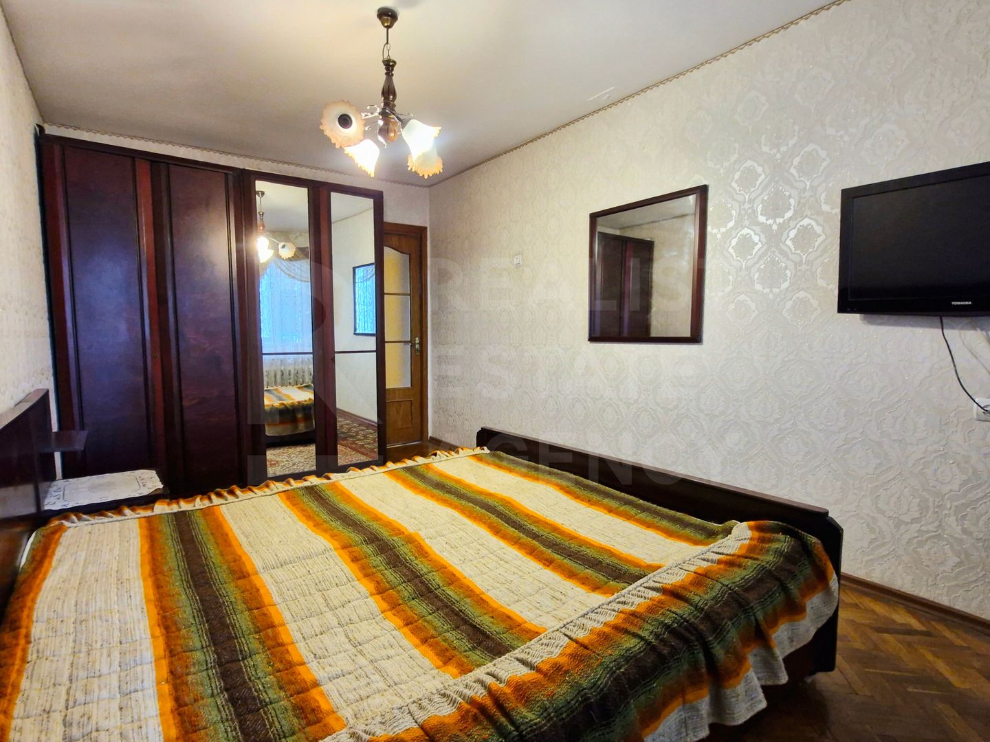 Chirie, apartament, 3 camere, Strada Calea Ieşilor, Sculeni - Poză 5