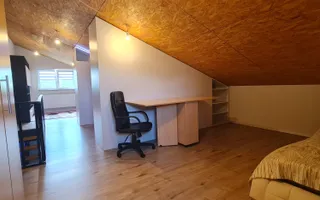 Casa semimobilata semiutilata modern cartier Izvor Tarlungeni Brasov - Poză 21