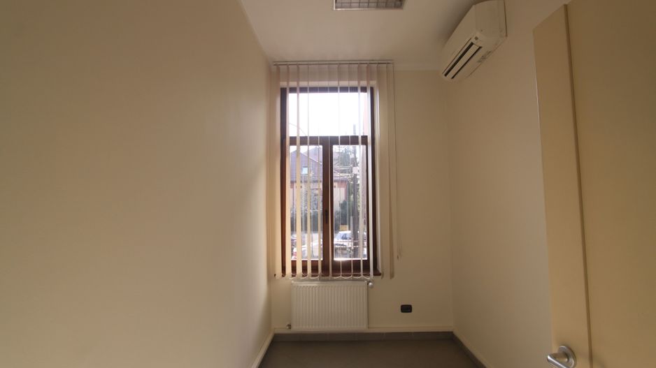 Birouri în vila - zona Balcescu - Poză 29