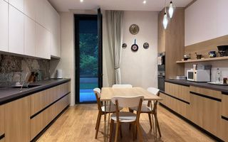 apartament de vanzare -locatie exclusivista- curte proprie- vedere parc - Poză 5