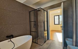 Apartament cu gradina proprie, doua locuri de parcare, gata de mutat - Poză 13