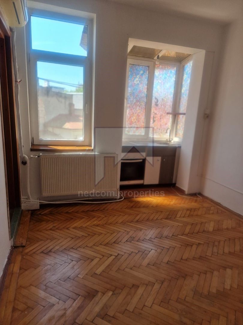 Casa S+P+1 - zona Calea Grivitei - Poză 6