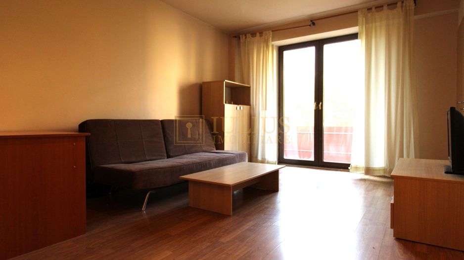 Centrala proprie, bucatarie inchisa si balcon spatios; posibilitate decontare - Poză 8