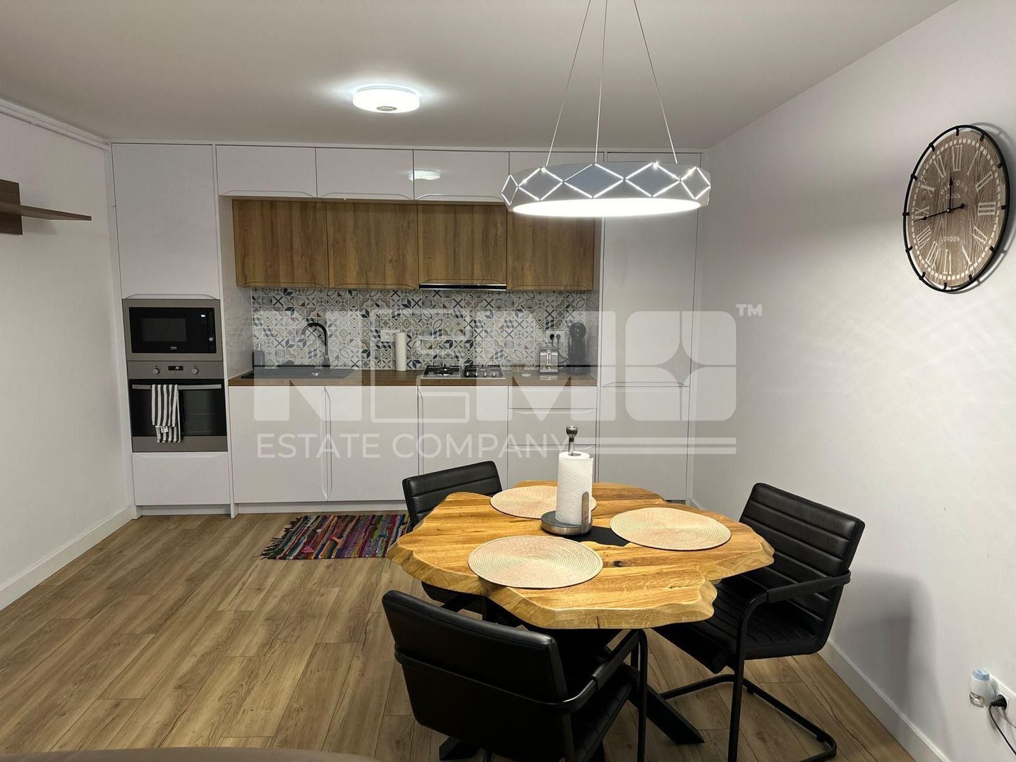 Casa 11 camere | Ipotesti, Suceava | 800 MP teren | 510.000€ - Poză 20