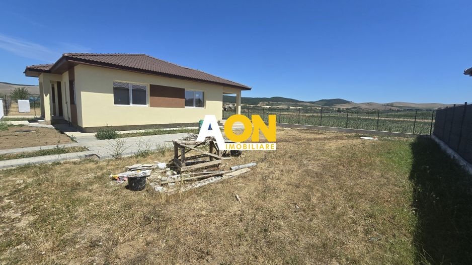 Casă individuală de vânzare în zona Micești - Alba Iulia, 4 camere - Poză 3