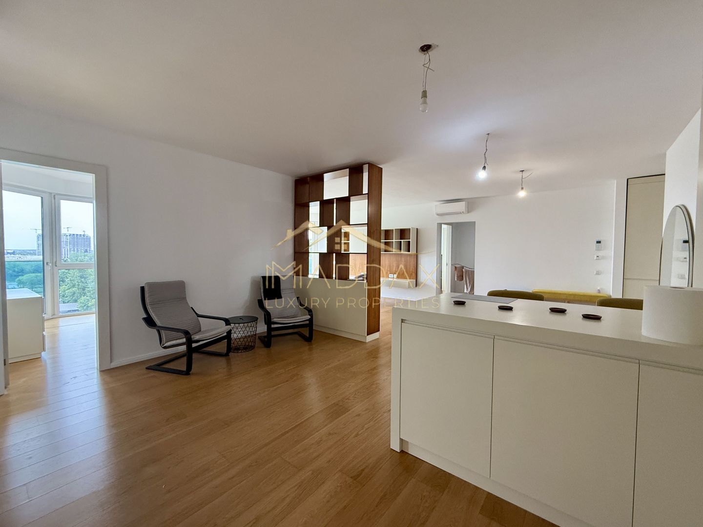 Apartament cu 4 camere  *122mp* / 1 Parcare Subetarana / Floreasca - Lake View - Poză 9