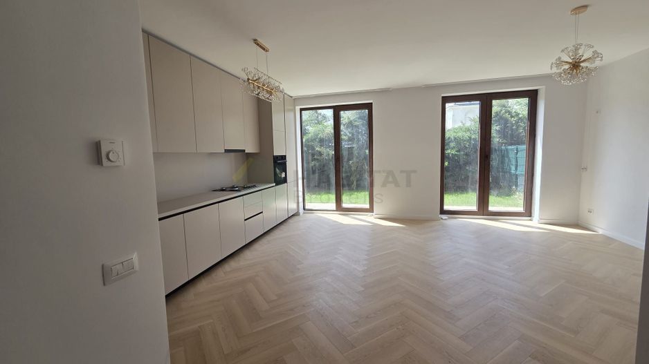 Vilă premium în stil brâncovenesc, cu grădină proprie - Poză 3
