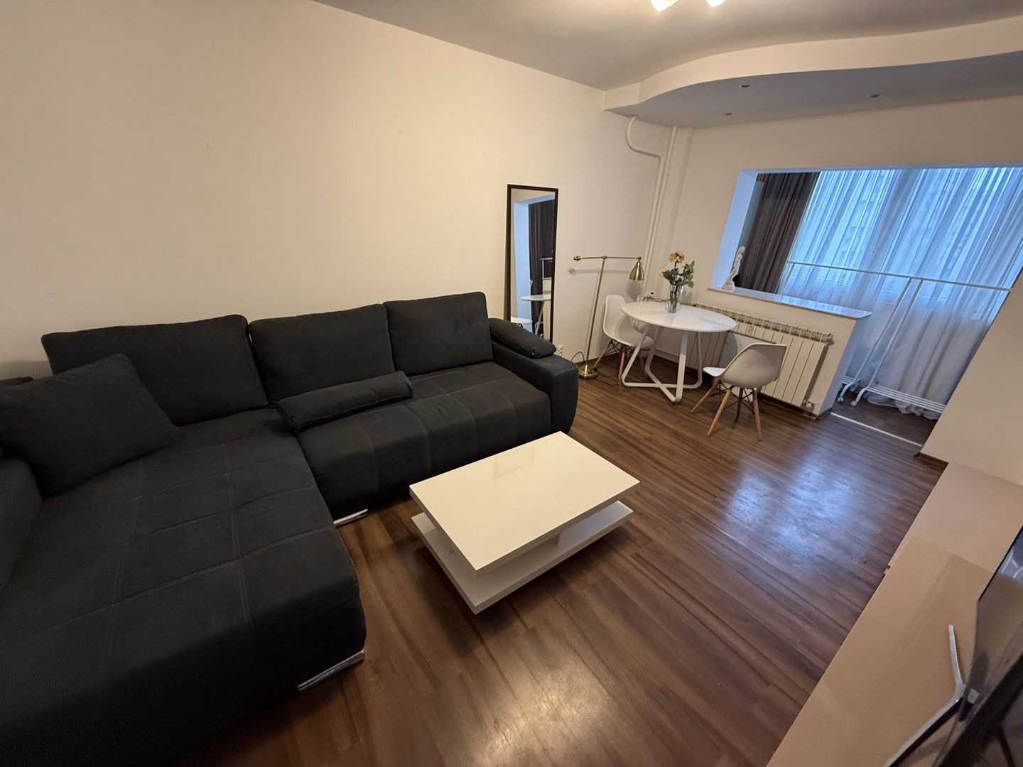 AP. 3 CAMERE- OBOR, PET-FRIENDLY, MOBILAT/UTILAT MODERN, CURAT - Poză 1