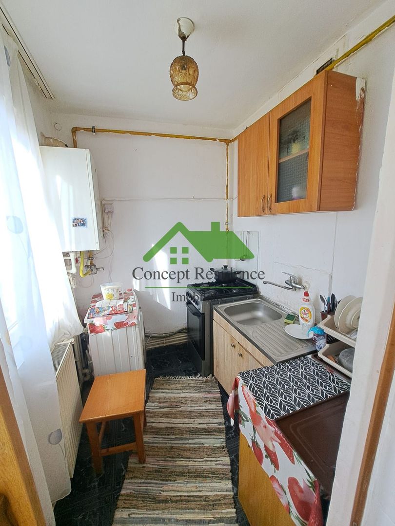 Vand apartament 2 camere, zona Vivo Mall - Poză 1