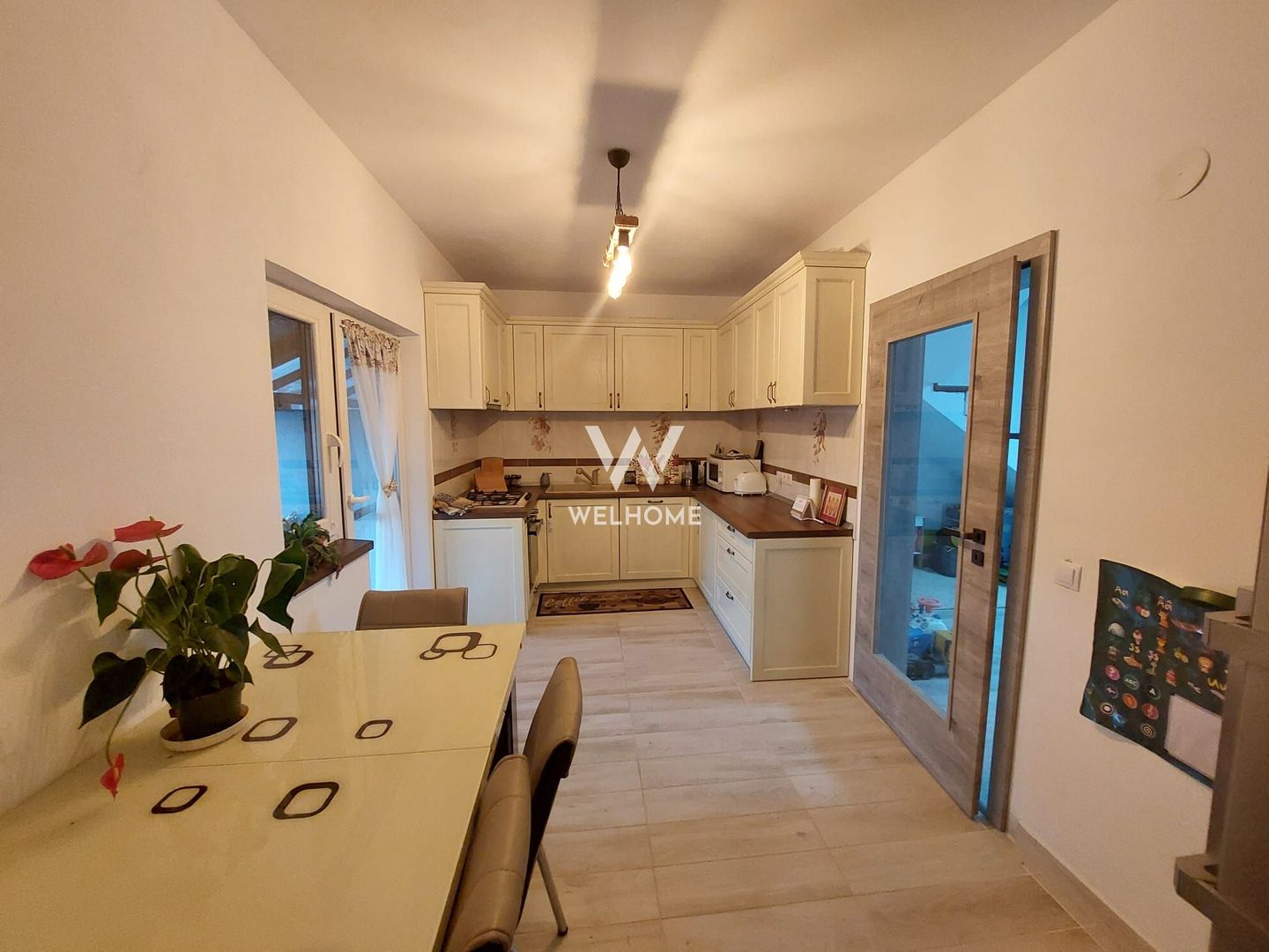 Casa 4 camere, curte 250mp - str. Granitului - Poză 3