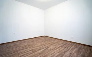 Apartament cu 2 camere, casă la curte comună – Central, Oradea - Poză 12