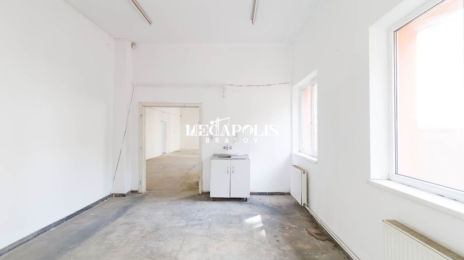 Chirie clădire centrul civic | Brașov | 500mp | 5000€ - Poză 9