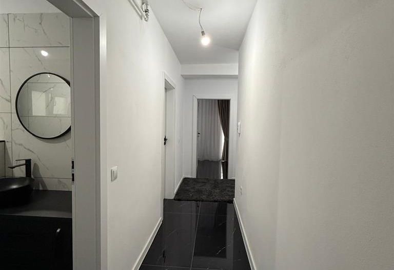 Apartament de vânzare 2 camere decomandate, mobilat și utilat - Poză 8