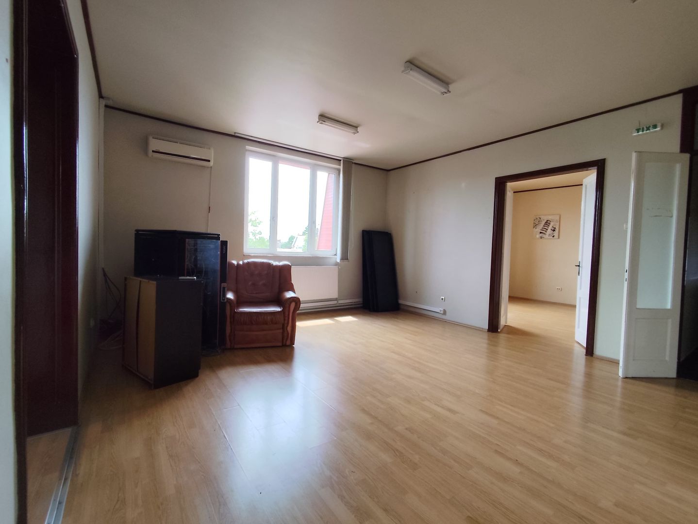 Birouri de inchiriat cu 1 si 6 incaperi langa Penny Iosia, Oradea - Poză 7