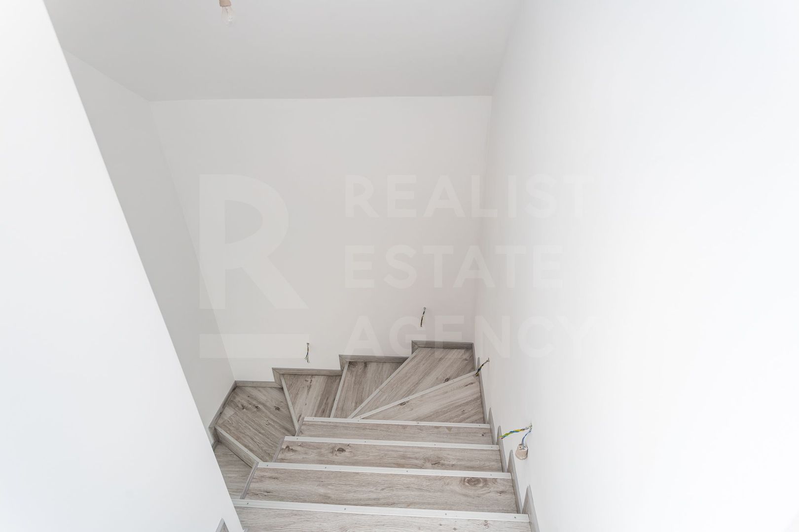 Vânzare, apartament, 4 camere, str. Boţu Pavel, Centru - Poză 9