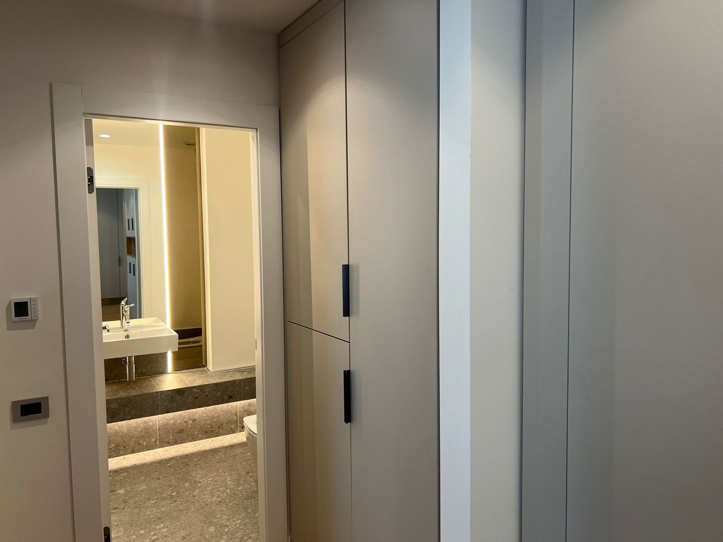 Apartament de inchiriat cu 2 camere Aviatiei Tower - Poză 7