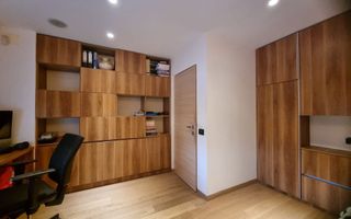 Vanzare Apartament 3 camere Mall Vitan Etaj 2 din 4 - Poză 1