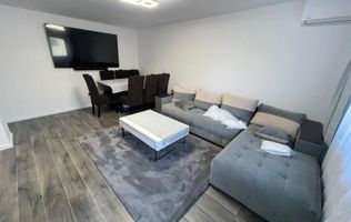 Etaj intermediar. Renovat. Mobilat si utilat