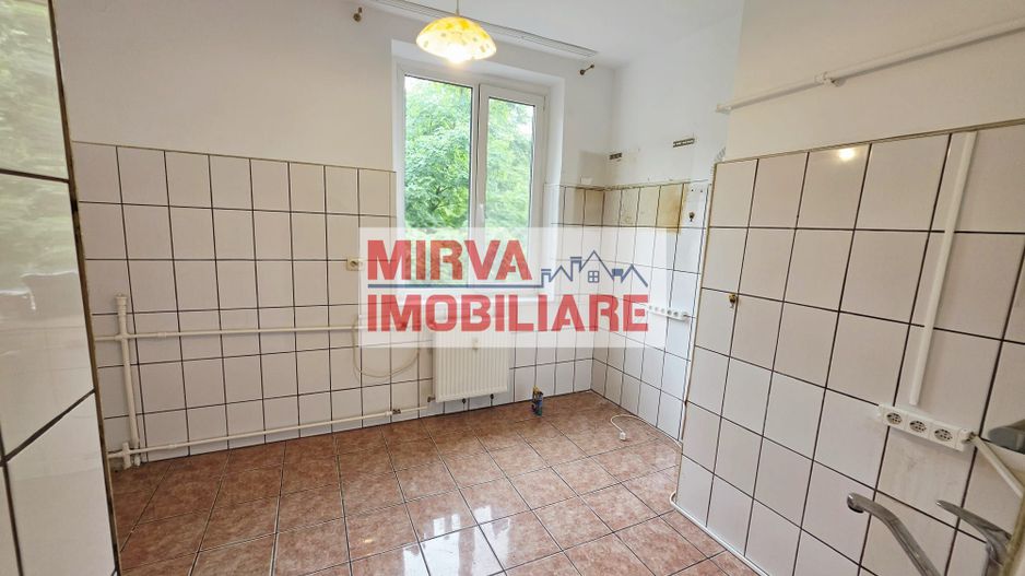 2 camere decomandat | 60 mp utili | Etaj 2 | Zona Sud | Boxă - Poză 18