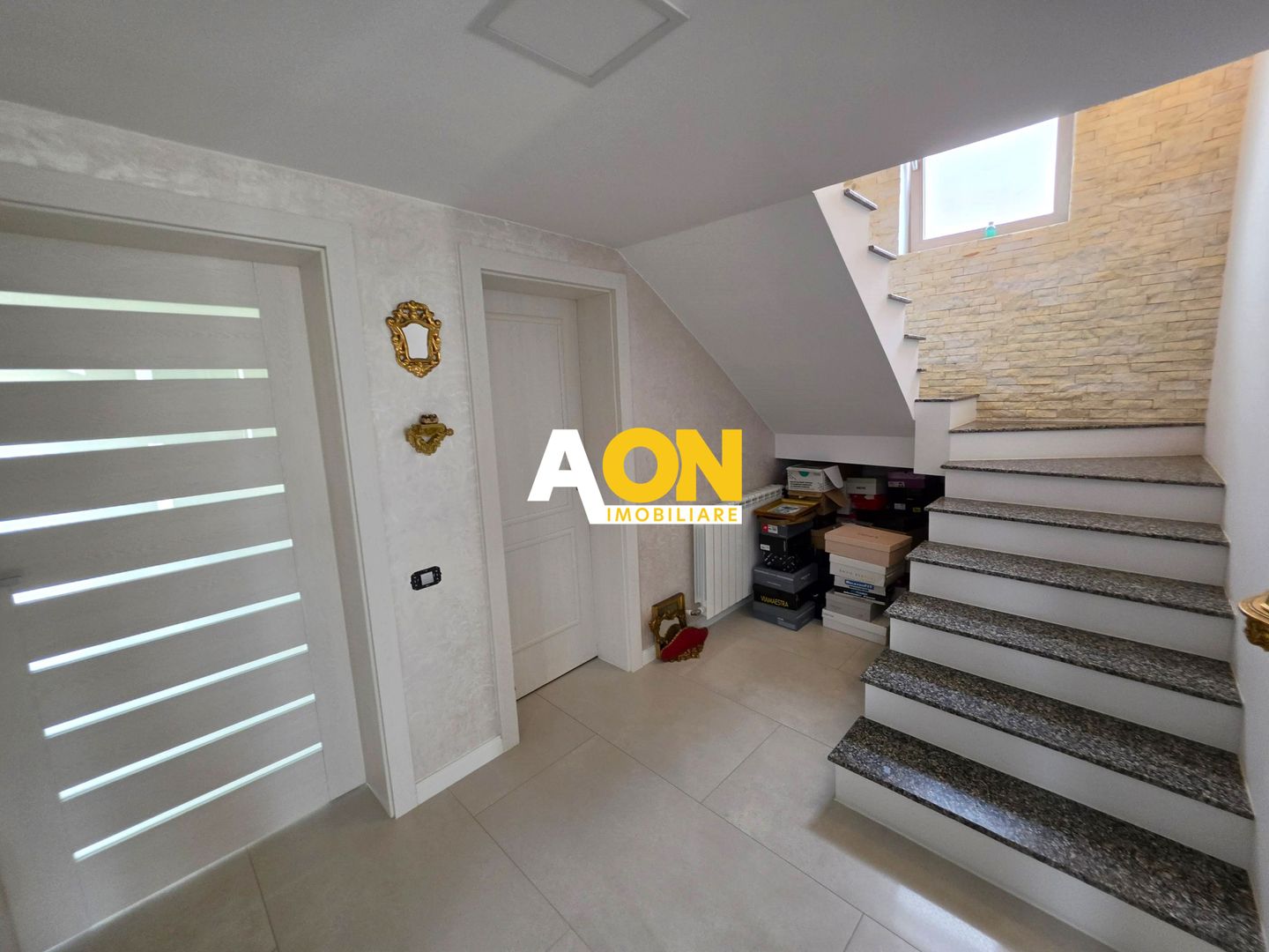 Casă 4 camere, mobilată, utilată, S+P+M, 651 mp teren, Ampoi 3 - Poză 12