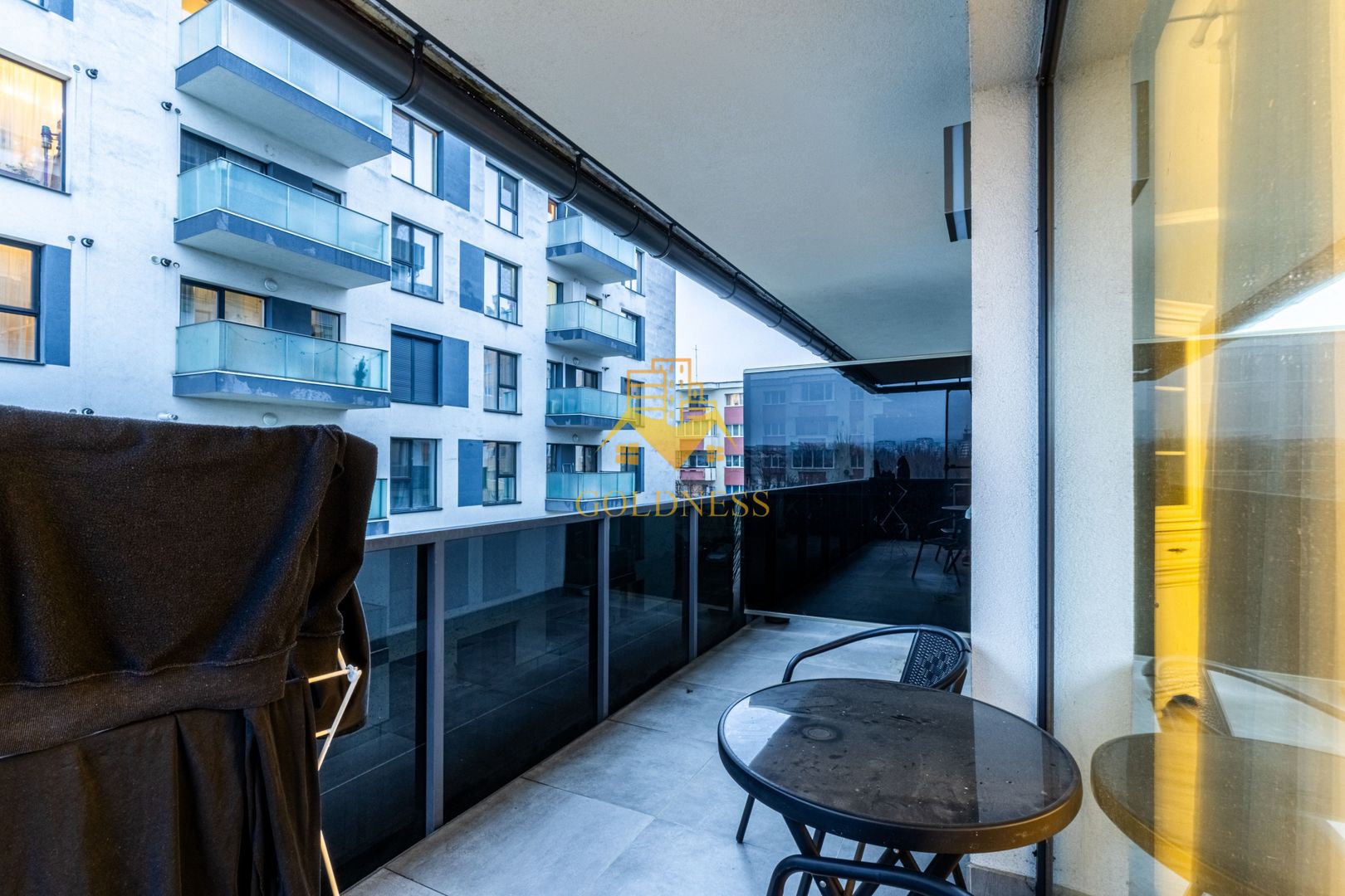 1 camera, bloc nou, garaj, Intre Lacuri Zona Dunarii, Iulius Mall - Poză 4