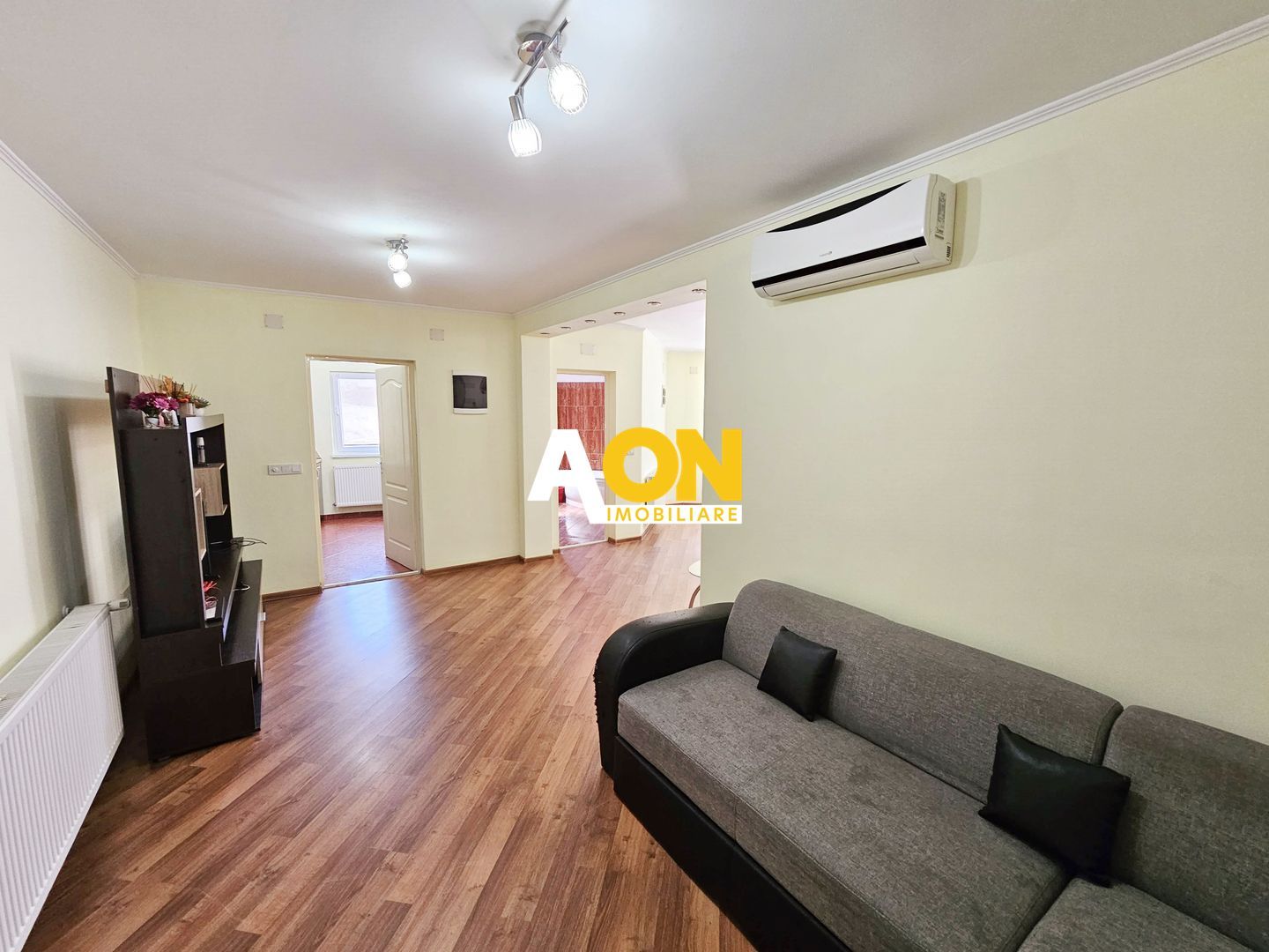 1/2 Duplex, format din 3 apartamente, 294 mp utili, ultracentral - Poză 1