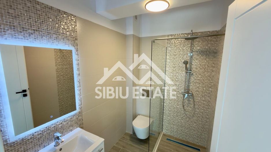 Apartament la CHEIE, 3 camere, parcare si boxa - Poză 5