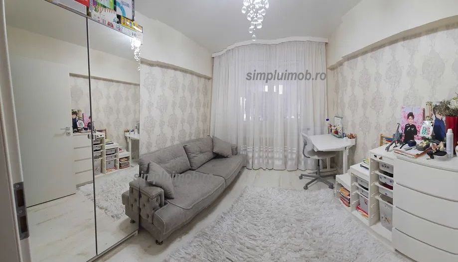 Decomandat parcare 3 camere renovat - Poză 3