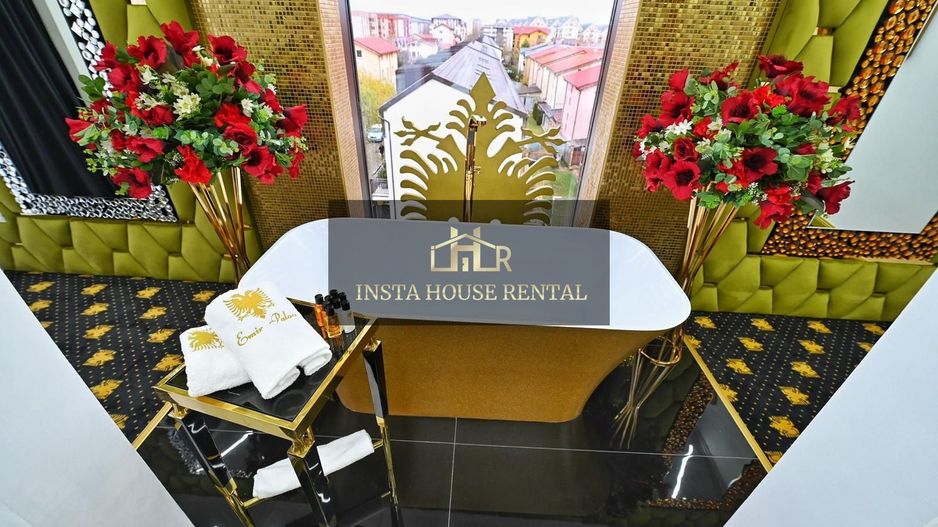 Hotel de LUX cu 11 camere / Restaurant & Piscina - Poză 14