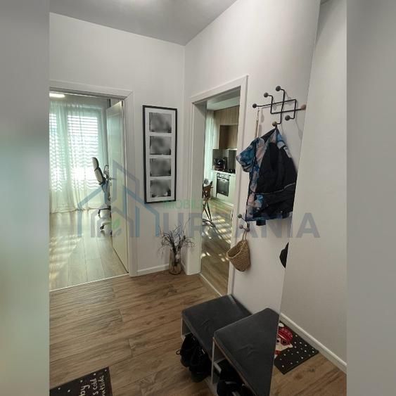 Vând apartament cu 4 camere 85 mp Pacurari - Poză 1