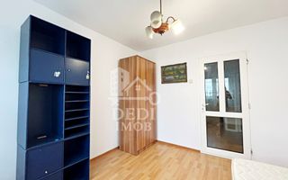 Apartament 3 camere de inchiriat in zona centrala Blv. Dacia, Oradea - Poză 5