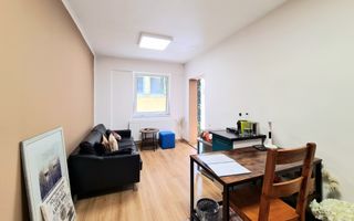 Spatiu comercial de vânzare  Brasov - 45 mp # spatii-comerciale-brasov.ro - Poză 3