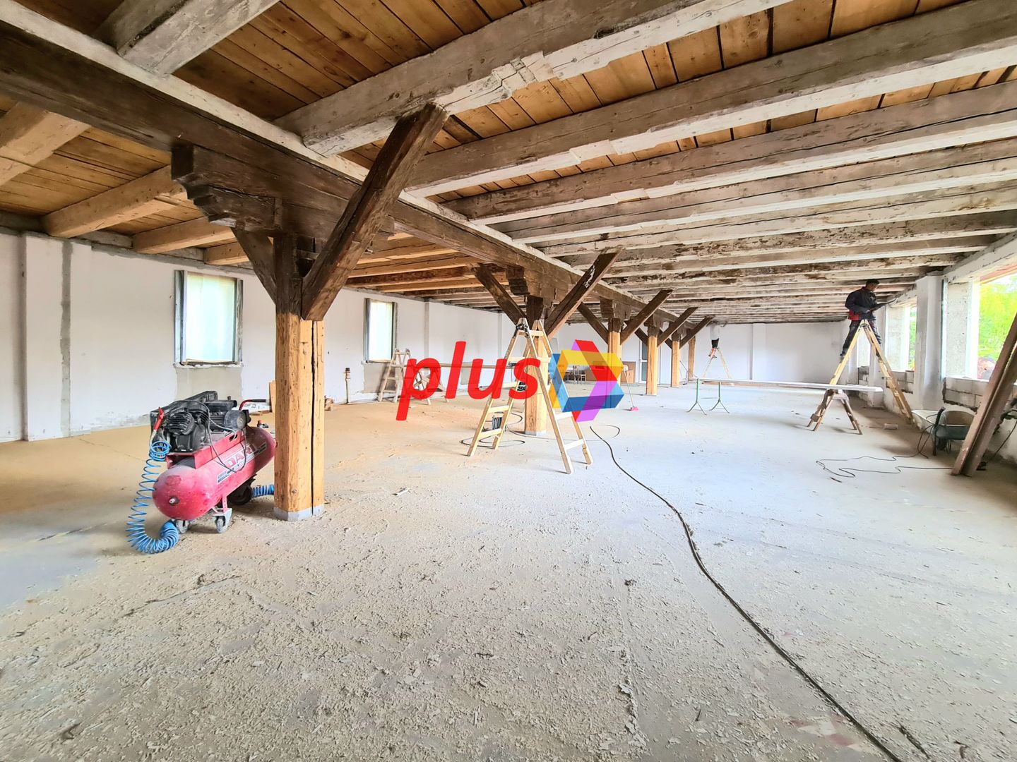 Spatiu birouri de închiriat Brasov - 260 mp # plus-imo.ro - Poză 1