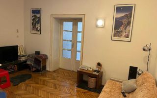 Vând apartament 2 camere, renovat - Cartierul Funcționarilor - Poză 3