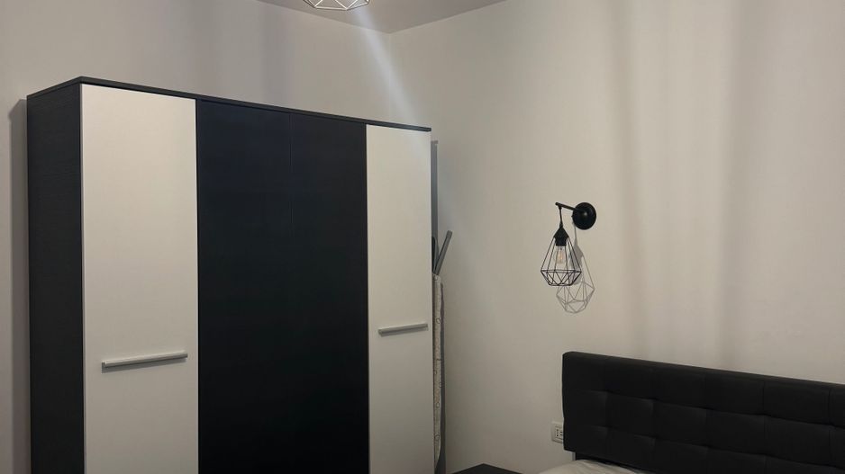 De Închiriat - Apartament 2 Camere Metrou Eroii Revoluției - Poză 8