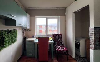 De vanzare 2 camere decomandate , 50 mp -Zona Garii. - Poză 7