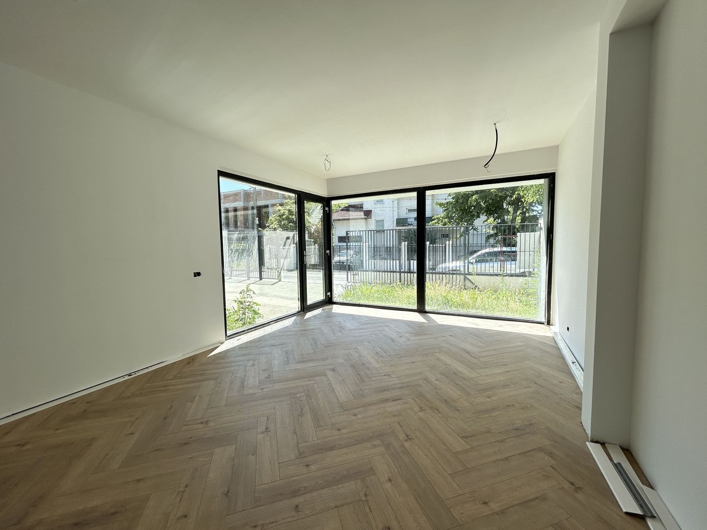 VILA CASA PRESEI | PREDARE LA CHEIE | RECEPTIE SI EDIFICARE FINALIZATE - Poză 5