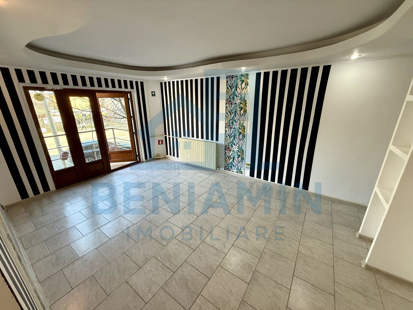 Spatiu comercial - parter - 50mp - vad -  Regia de apa - Poză 1