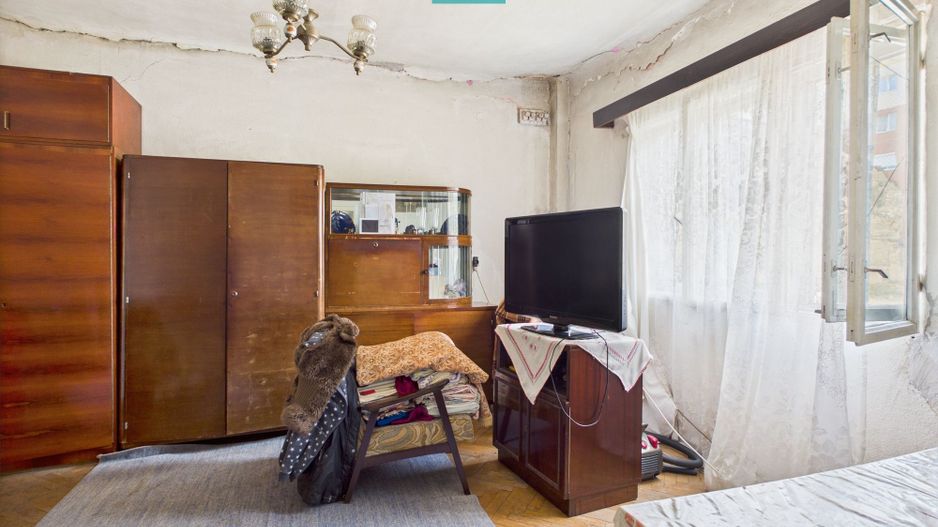 Case de vânzare cu teren generos - Alfa - Poză 17