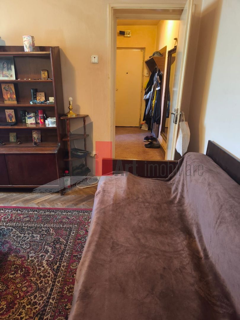 Apartament 3 camere Zona Gheorghe Petrașcu, Sector 3 – Ideal pentru investiție - Poză 3